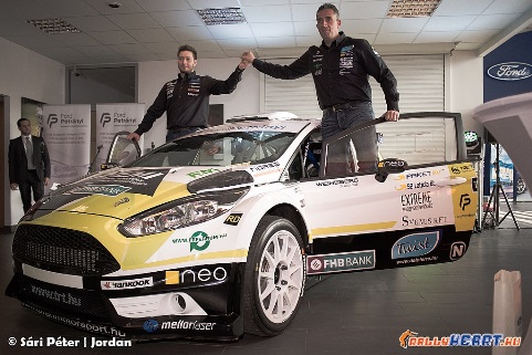 The Ford Fiesta R5 rally car with the team: Frigyes Turán and Gábor Zsíros